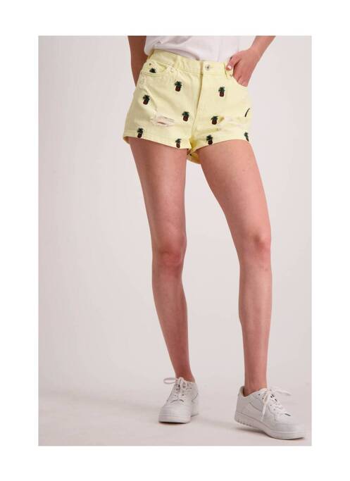 Șort galben ONLY femeie