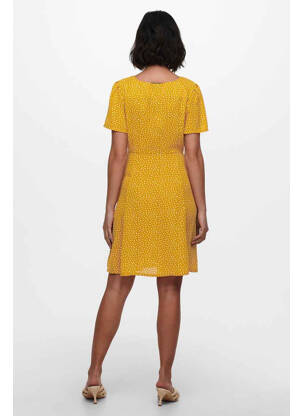 Rochie scurtă galben ONLY femeie