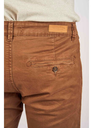 Pantalon chino maro BRUCE & BUTLER  bărbat