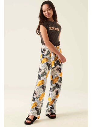 Pantalon evazat alb GARCIA fată