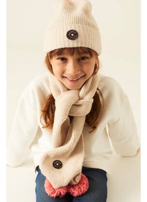 Eșarfă bej GARCIA fată