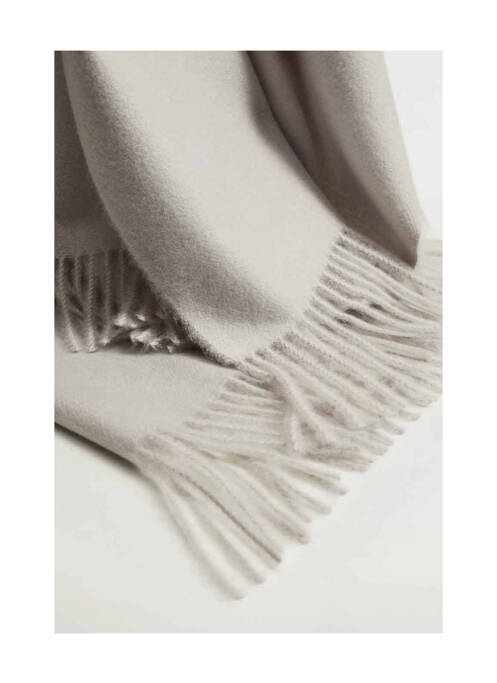 Eșarfă bej MANGO femeie