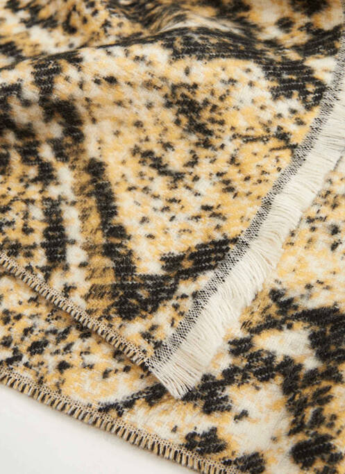 Eșarfă bej MANGO femeie