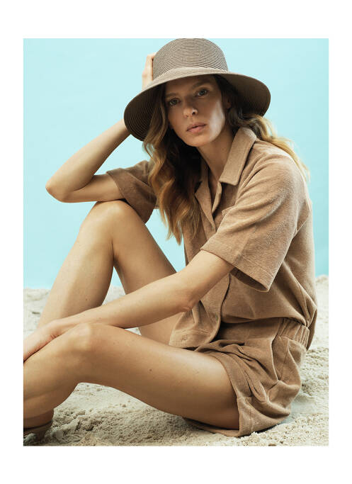 Șort maro YUGEN femeie