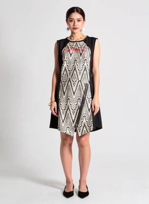 Rochie scurtă mâneci scurte mâneci scurte negru DESIGUAL femeie