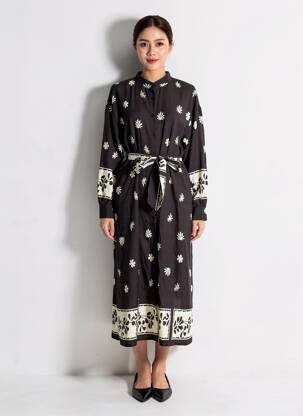 Rochie lungă mâneci lungi mâneci lungi negru EMILIE.K femeie