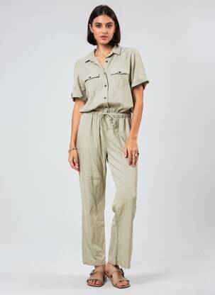 Salopetă-pantalon închidere cu nasturi pe față mâneci scurte verde DEELUXE femeie