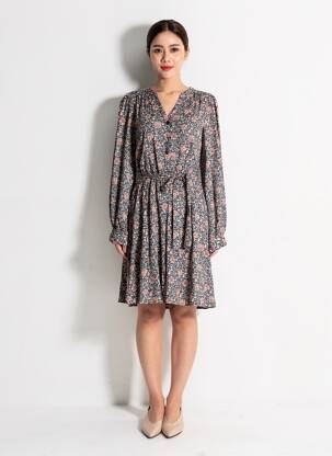 Rochie midi imprimeu fantezie mâneci lungi negru C'EST BEAU LA VIE femeie