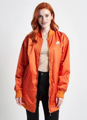 Geacă efect material satinat portocalie NIKE femeie