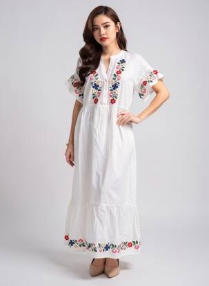 Rochie lungă croială evazată mâneci scurte alb OBJECT femeie