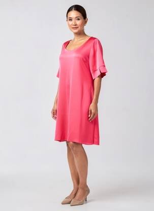 Rochie midi croială fluidă mâneci scurte roz SPG WOMAN femeie