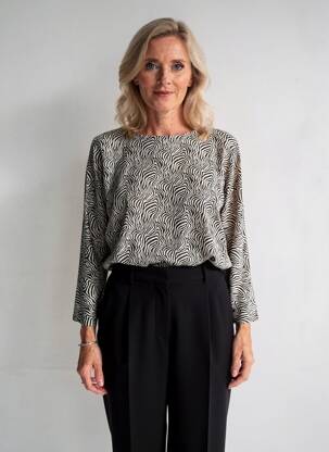 Tricou negru OPUS femeie