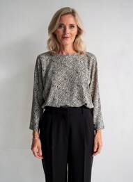 Tricou negru OPUS femeie