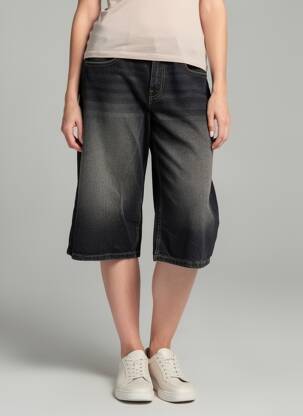 Pantalon trei sferturi croială fustă pantaloni scurți negru BERSHKA femeie
