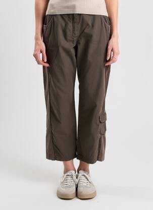Pantalon trei sferturi croială dreaptă mărime normală verde MAE MAHE femeie