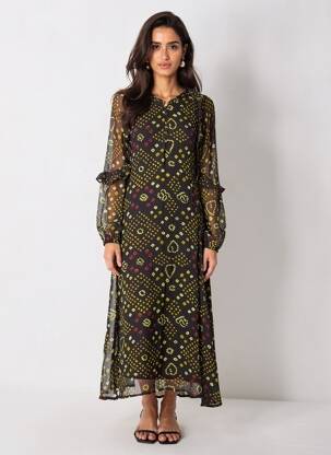 Rochie lungă mâneci lungi mâneci lungi negru MAISON HOTEL femeie