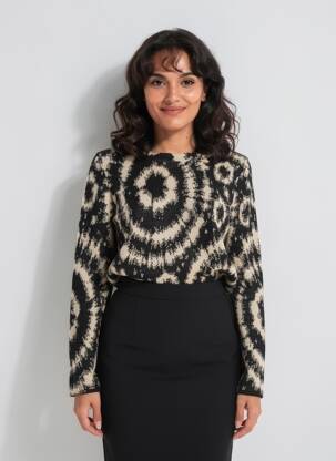 Pulover croială cambrată mâneci lungi negru MADE IN ITALY femeie
