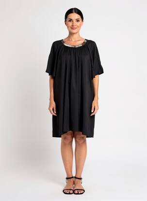 Rochie scurtă croială fluidă mâneci scurte negru XT STUDIO femeie
