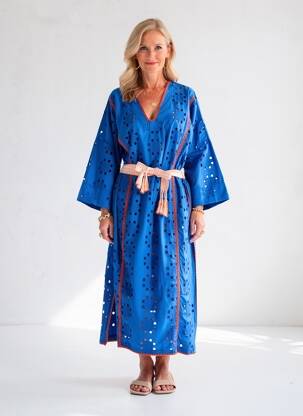 Rochie lungă croială cambrată mâneci 3/4 albastru HOD femeie