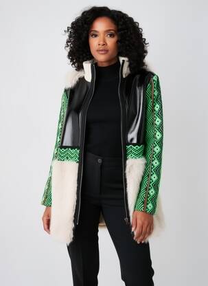 Palton lung croială dreaptă cu glugă negru TRICOT CHIC femeie
