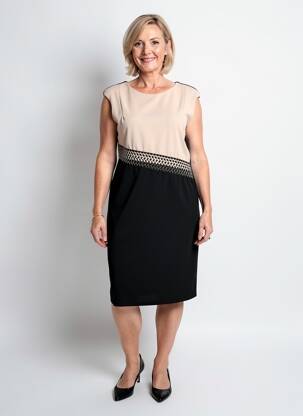 Rochie midi țesătură crep mâneci scurte bej QUATTRO femeie