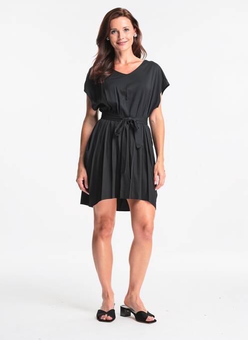 Rochie scurtă mâneci scurte mâneci scurte negru QUATTRO femme