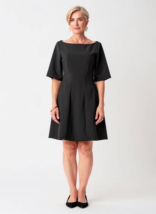 Rochie scurtă mâneci 3/4 mâneci 3/4 negru QUATTRO femme