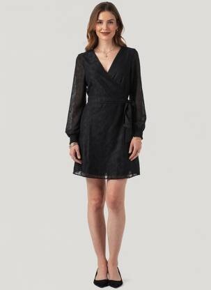 Rochie scurtă mâneci lungi mâneci lungi negru LPB femeie