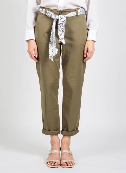 Pantalon 7/8 închidere cu fermoar sub clapetă cu nasturi verde LE TEMPS DES CERISES femme