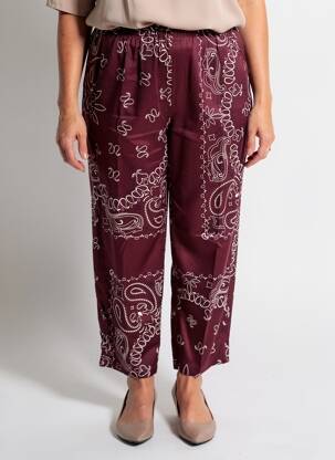 Pantalon trei sferturi croială dreaptă mărime normală violet AROMA femme