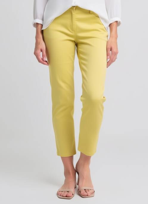 Pantalon 7/8 închidere cu fermoar sub clapetă cu nasturi galben BETTY BARCLAY femme