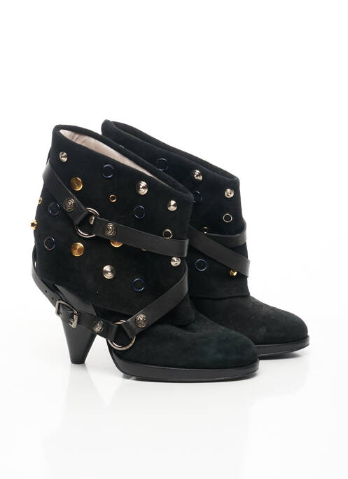 Botine/Ghete negru VERSUS femeie