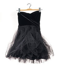 Rochie scurtă croială evazată negru NAF NAF femme