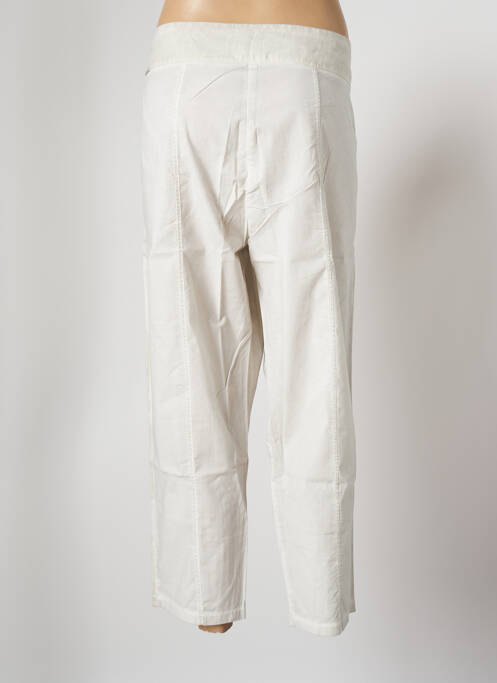 Pantalon trei sferturi bej MALOKA femeie