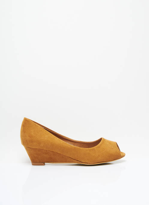 Sandale/Pantofi decupați maro TOM & EVA femeie