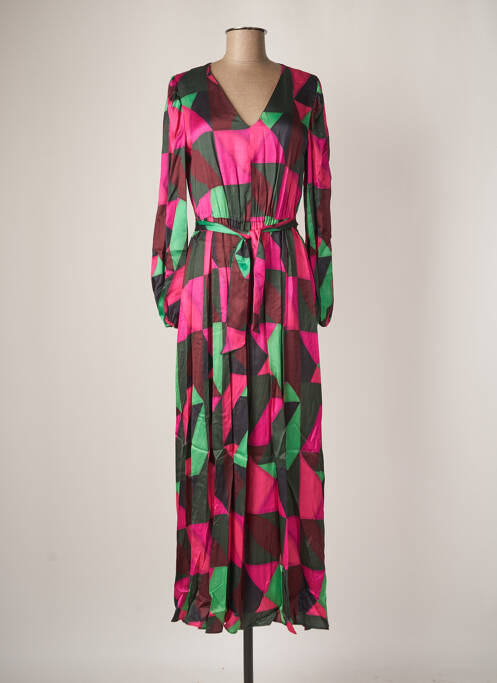 Rochie lungă roz CARACTERE femeie