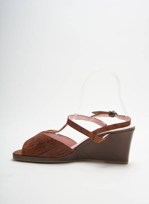 Sandale/Pantofi decupați maro ELANTINE femeie