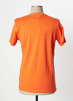 Tricou croială cambrată mâneci scurte portocalie CLOSE-UP bărbat