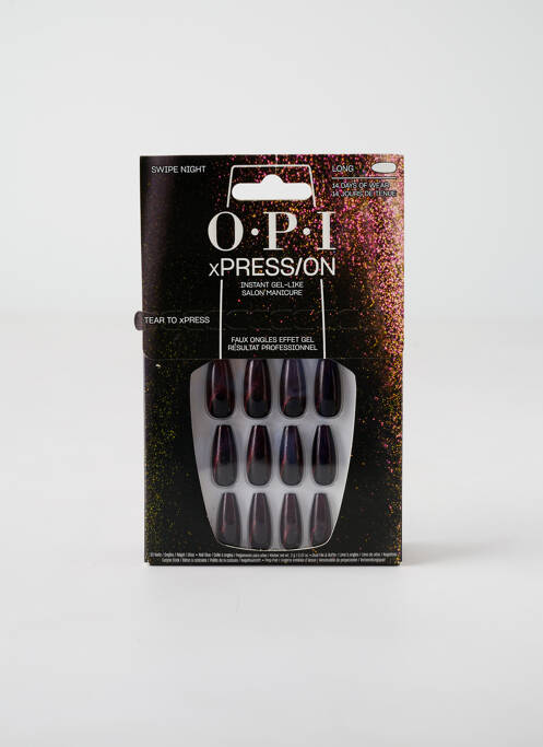 Lacuri sau îngrijirea unghiilor roz OPI femeie