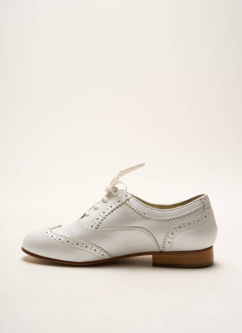 Derby-uri alb CIAO fată