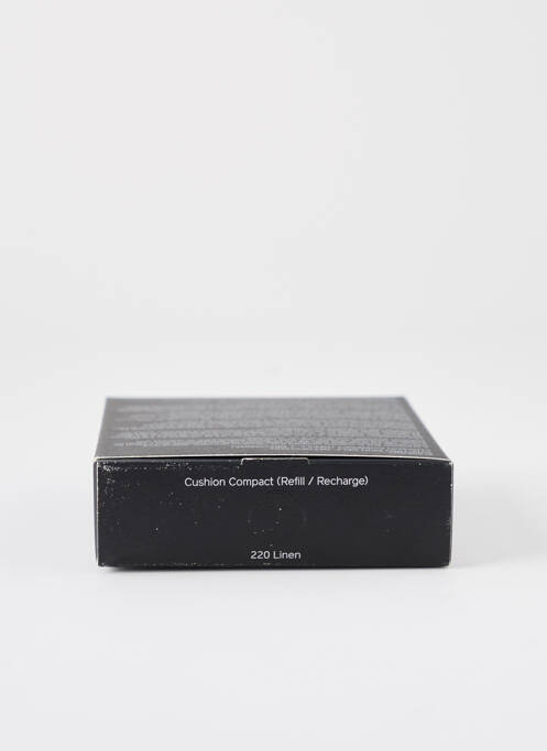 Fond de ten bej SHISEIDO femeie