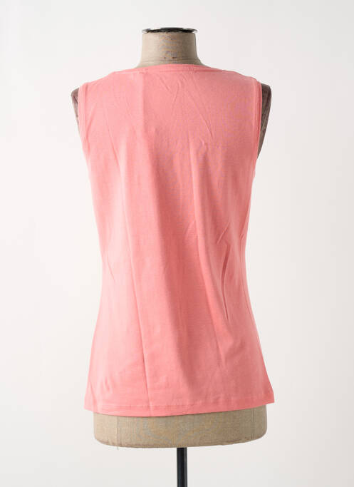 Maiou roz M.X.O femeie