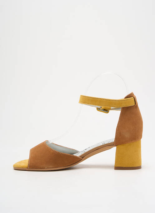 Sandale/Pantofi decupați galben UN TOUR EN VILLE femeie