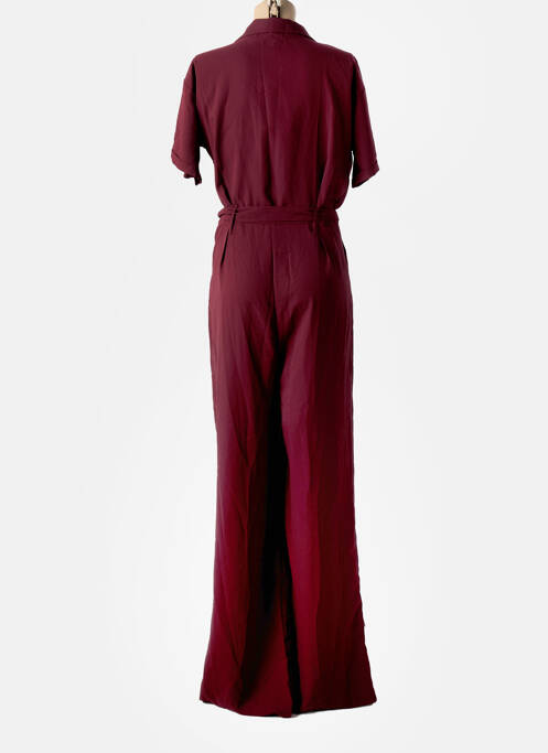 Salopetă-pantalon roșu PRETTY LITTLE THING femeie