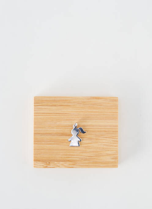 Pandantiv argintiu COQUE DE NACRE fată