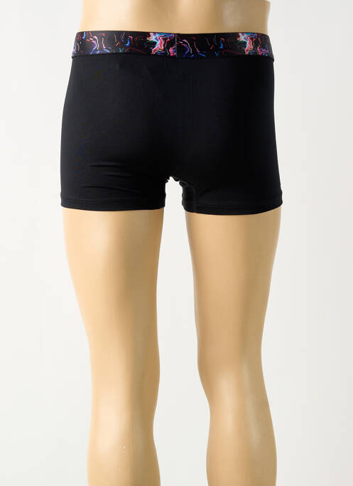 Boxer negru IMPETUS bărbat