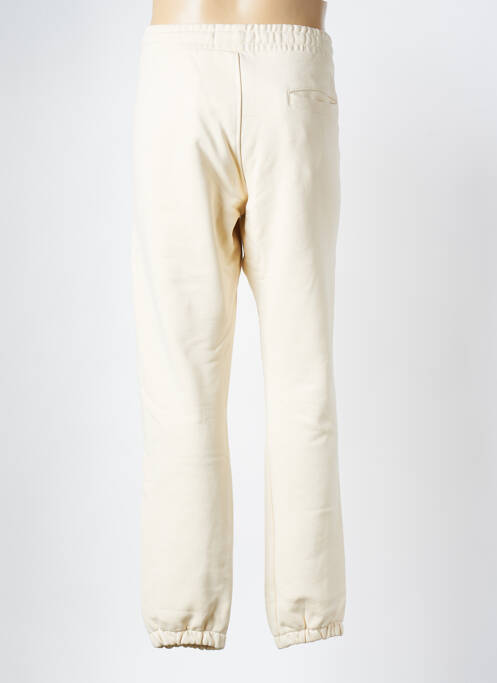 Trening bej LES DEUX bărbat