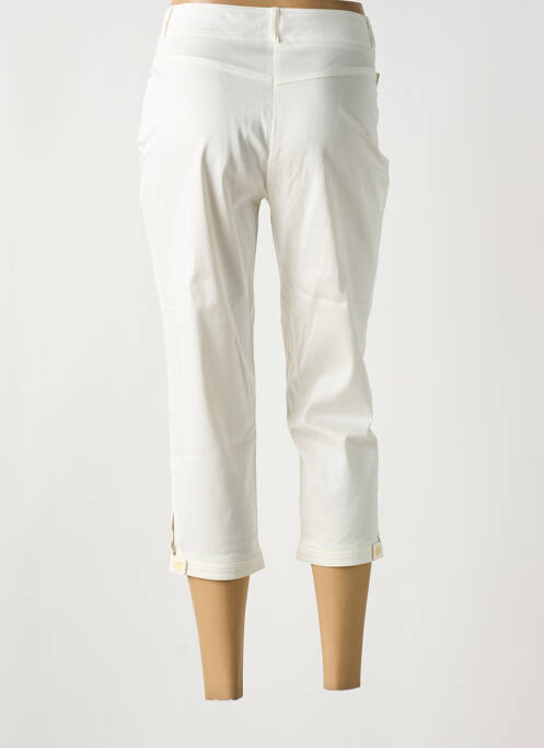 Pantalon trei sferturi alb QUATTRO femeie