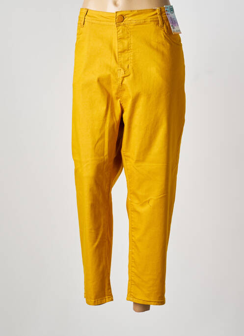 Blugi cu croială slim galben QUATRE VINGT JOURS femeie