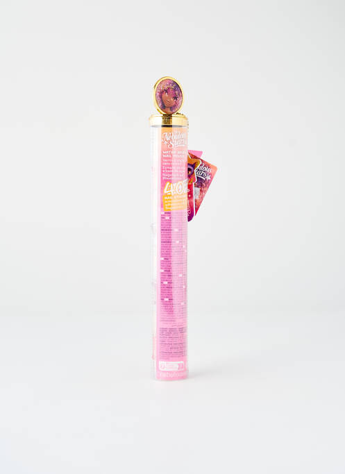 Maquillage roz NEBULOUS STARS fată